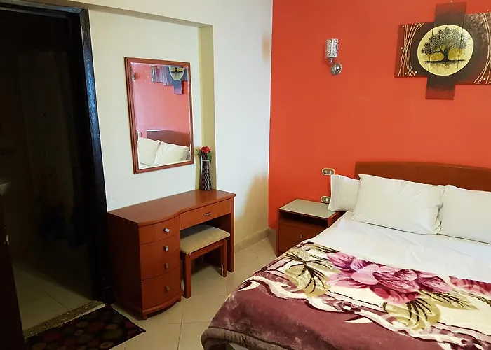 In Porto Sokhna Pyramids For Families Айн-Сохна